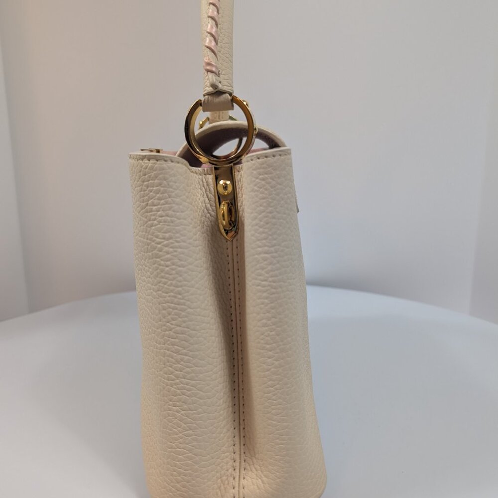 Louis Vuitton Rare Pink and Cream Capucines BB in Grained Taurillon Leather - Picture 5 of 16